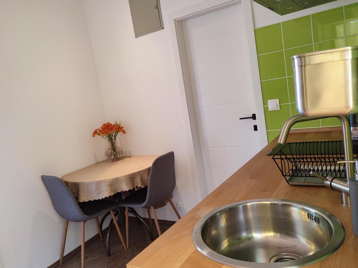 Apartments Gareta Gradac  Exterior photo