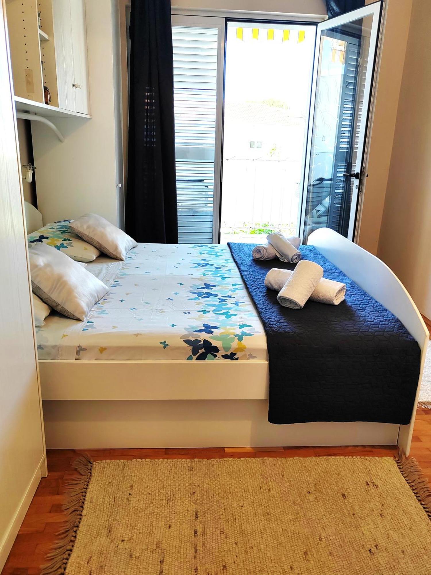 Apartments Gareta Gradac  Exterior photo